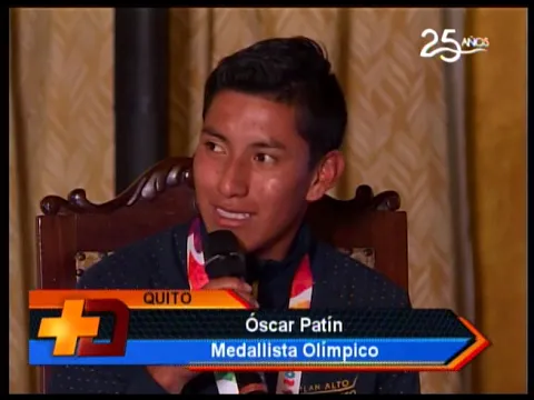 Medallistas olímpico recibieron homenaje en Carondelet