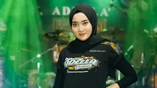 Pelas teri - Yeni Inka- OM ADELLA versi latihan