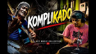 KOMPLIKADO