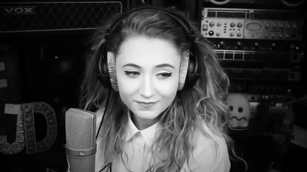 Mad World - Gary Jules (Janet Devlin Cover)