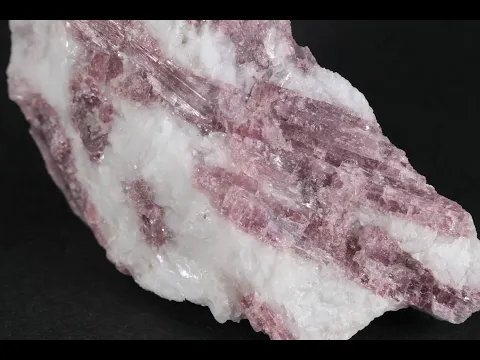 ピンクトルマリン 結晶 79g 母岩付き｜天然石 原石 通販キラリ石