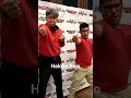 Lagu Transformación/Henshin con Daisuke Shima, actor de Halcón Rojo en Liveman en el Japan Heroes Matsuri