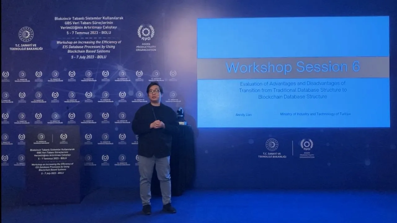 Transition from Traditional Database Structure to Blockchain Database Structure | Turkey
