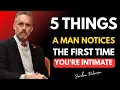 Download Lagu 5 manieren waarop een man je beoordeelt tijdens je eerste intieme moment | Jordan Peterson Relati...