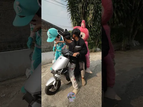 Badut Boboiboy Gaboleh Ikut Naik😢