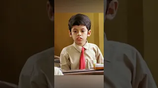 ظن ه الجميع طالب ا غبي ا لكن ه فجأة أبهرهم بذكائه 