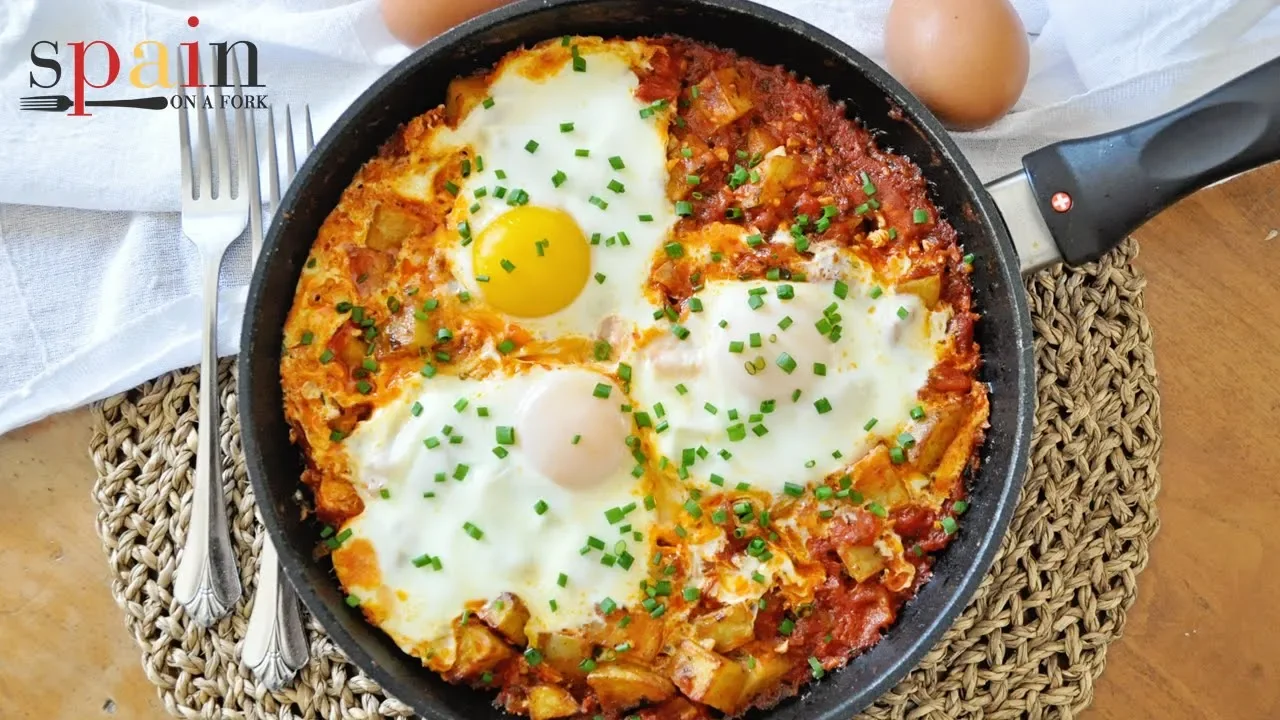 The Ultimate Breakfast Skillet with Roasted Potatoes and Eggs