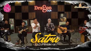 Download Satru Cover - Suci Tacik ft. Khozin Winky (Live Dragon Cafe) MP3