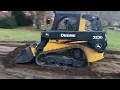 John Deere 323D tacjk type skid steer
