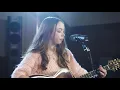 Sarah Jarosz - Blue Heron - Live performance from World on the Screen
