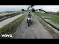Download Lagu Fadin Madini - Trimo Mundur (Official Music Video)