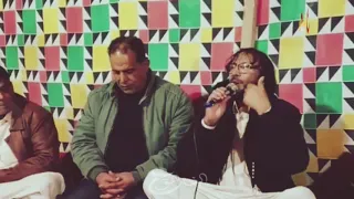 قصيده شعريه تسرد قص  ة ح ب عظيمه إنتهت بالف راق   الشاعر   صلاح سعد بو خماده     دندنها