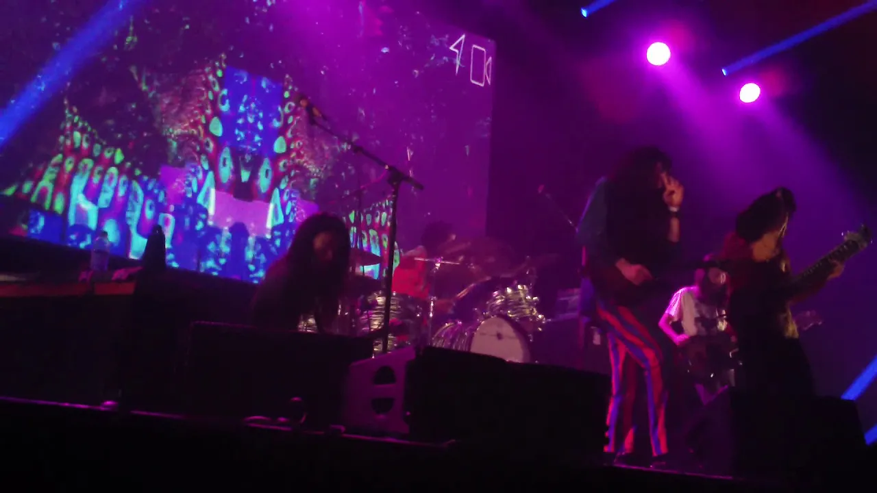 Kikagaku Moyo - Streets of Calcutta (Live at Desertfest Berlin 2019) Kikagaku Moyo - Streets of Calcutta (Live at Desertfest Berlin 2019)