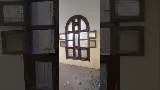 شاهد شباك خشب متعدد الفتحات 