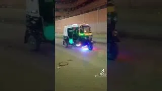 فنش التوكتوك الخطير وشد المكن علي اصوله من امباابه اتفرج واتمتع وحش امبابه والوراق احنا بنندب اي حد 