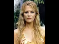 14 Amazing pictures of Kim Basinger
