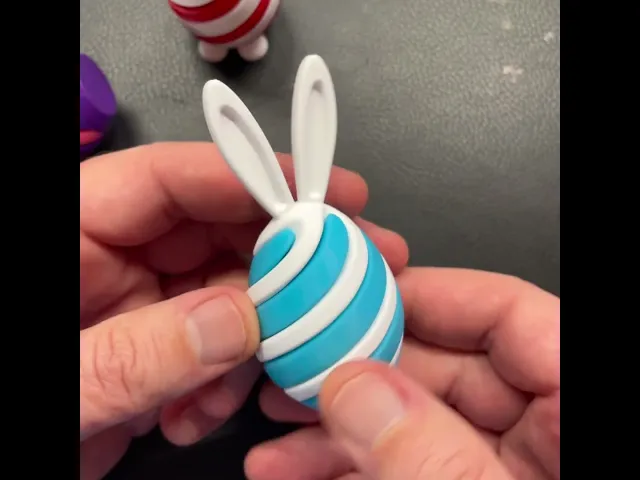 Egg & Bunny Spiral Fidgets video thumbnail