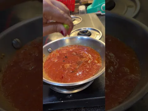 नेपाल की ऑथेंटिक मोमो चटनी #shorts #momochutneyrecipe