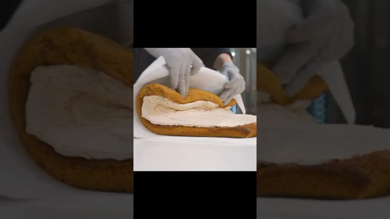 동네 디저트 카페의 하루