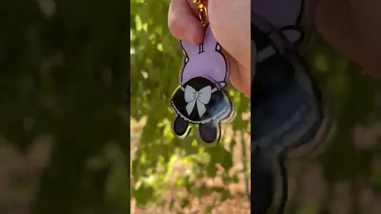Jax dangling keychain