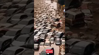 شاهد العالم مصدوم طوفان كالجبال يفاجئ الناس في الإمارات دبي الشارقة 