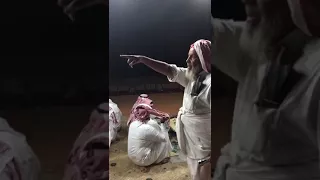 ابو ابراهيم يرحب بضيوفه أجمل ترحيب 