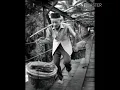 Download Lagu BAJI - AYAH IBU ANAK ( BORRO MUSIC )