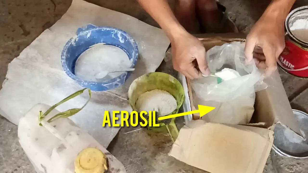 
          
          
          
            
            Tutorial membuat adonan dasar Fiber glass (Gelcoat)
          
        . 