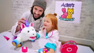 Download PET CLINIC ROUTINE! Doctor Adley and Dad take care of moms new unicorn with Rainglow Unicorn Vet Set MP3