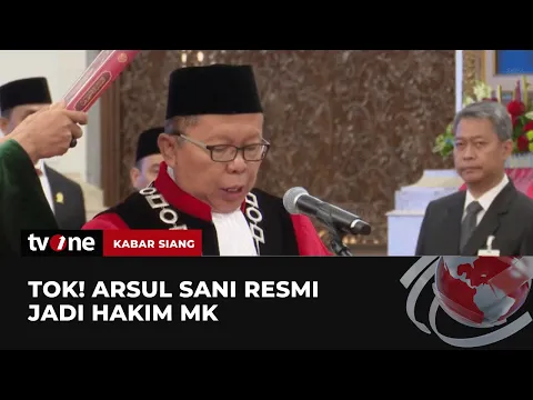 Jokowi Lantik Arsul Sani Jadi Hakim Konstitusi