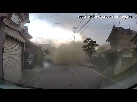 Download MP3 Dashcam video of strong Japan earthquake in January, tsunami