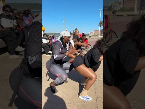 Lekompo Dance Workout for Strong Legs