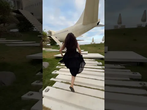Private Jet Villa 🛩️😱