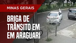 Mulher leva socos e é atropelada em briga de trânsito em Araguari (MG)