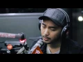 Mark Carpio sings "Hiling" LIVE on Wish 107.5 Bus
