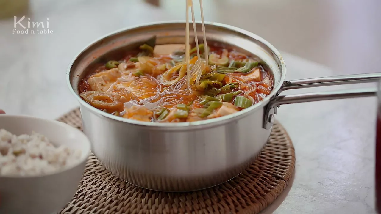  :   Korean Food, Kimchi Stew(Jjigae) Recipe with tuna : (Kimi)