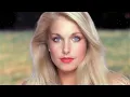 Heather Thomas s Stunning Figure Takes the Spotlight