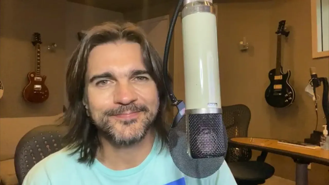 Juanes - Querida (Homenaje a Juan Gabriel) Juanes - Querida (Homenaje a Juan Gabriel)