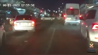 Омские госавтоинспекторы экстренно доставили 8-месячного малыша в больницу