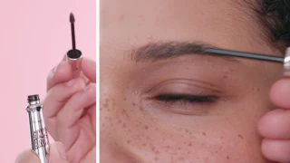 Benefit Brows Product Gimme Brows