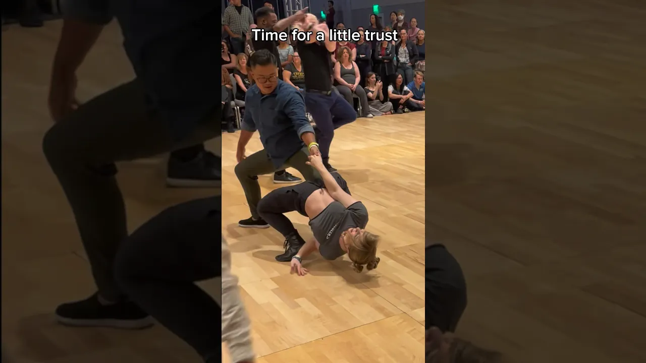 The end 🥵 a lot of trust! #dance #jnj #westcoastswingdancing #wcs #improv #shorts #swing #discovery