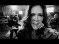 Download Lagu BLACK DOG -BETH HART