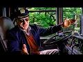 Robert De Niro's indestructible bus | Meet the Fockers | CLIP