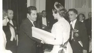 فريد الأطرش في حفل زواج الملك حسين يغني الأغاني نورا نورا أنا وأنت لوحدنا وياك جميل جمال 