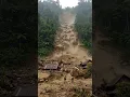 Download Lagu Detik Detik Mengerikan! Tanah Longsor Hancurkan Rumah \u0026 Jalanan, Warga Panik!