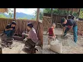 Download Lagu Police Khanh bought the necessary items to build a kitchen for Ly Tieu Dua when he returned.