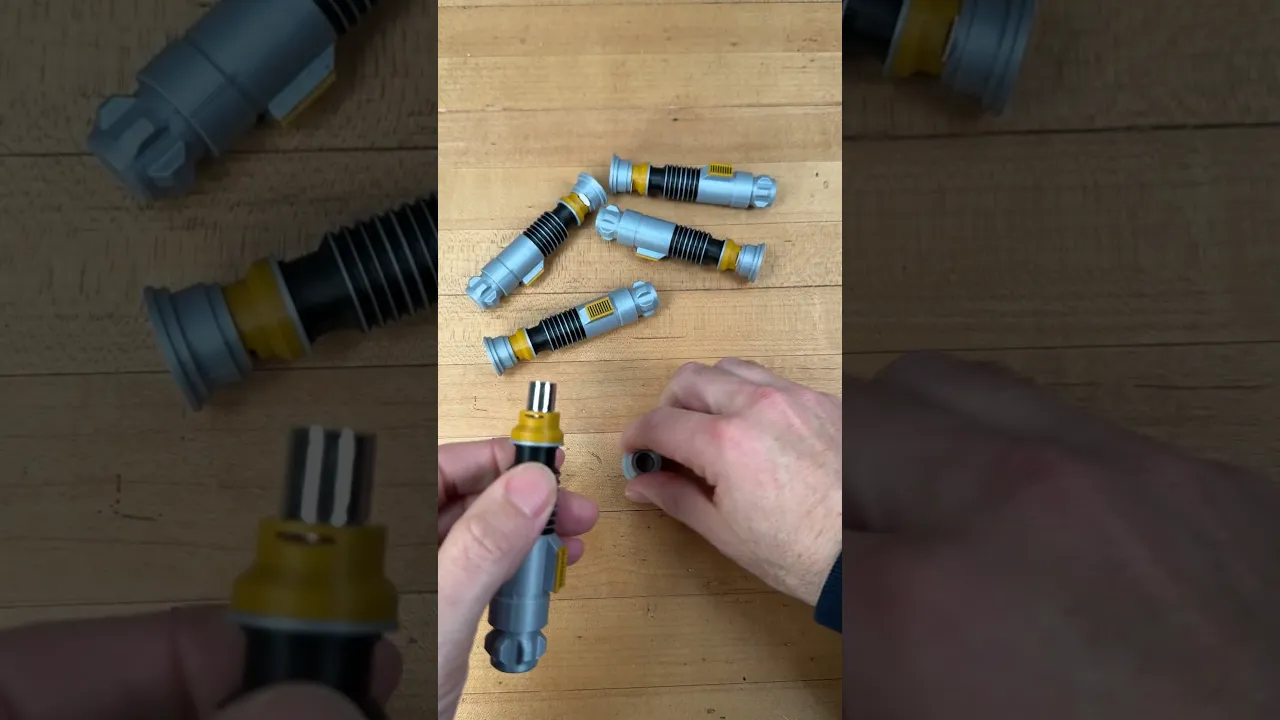Mini Flashlightsaber with Lens video thumbnail