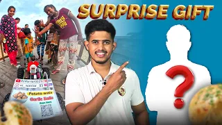 Who Will Get the Surprise Gift?🎁 | Selling Garlic Balls with an RC Car 🧄