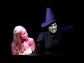 Idina Menzel - Defying Gravity (Kristin Chenoweth's Last Show)
