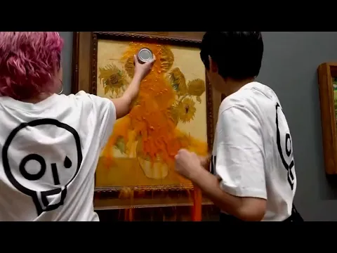 Activistas ecologistas atacan u201cLos Girasolesu201d, de Vincent Van Gogh: le tiran sopa de tomate